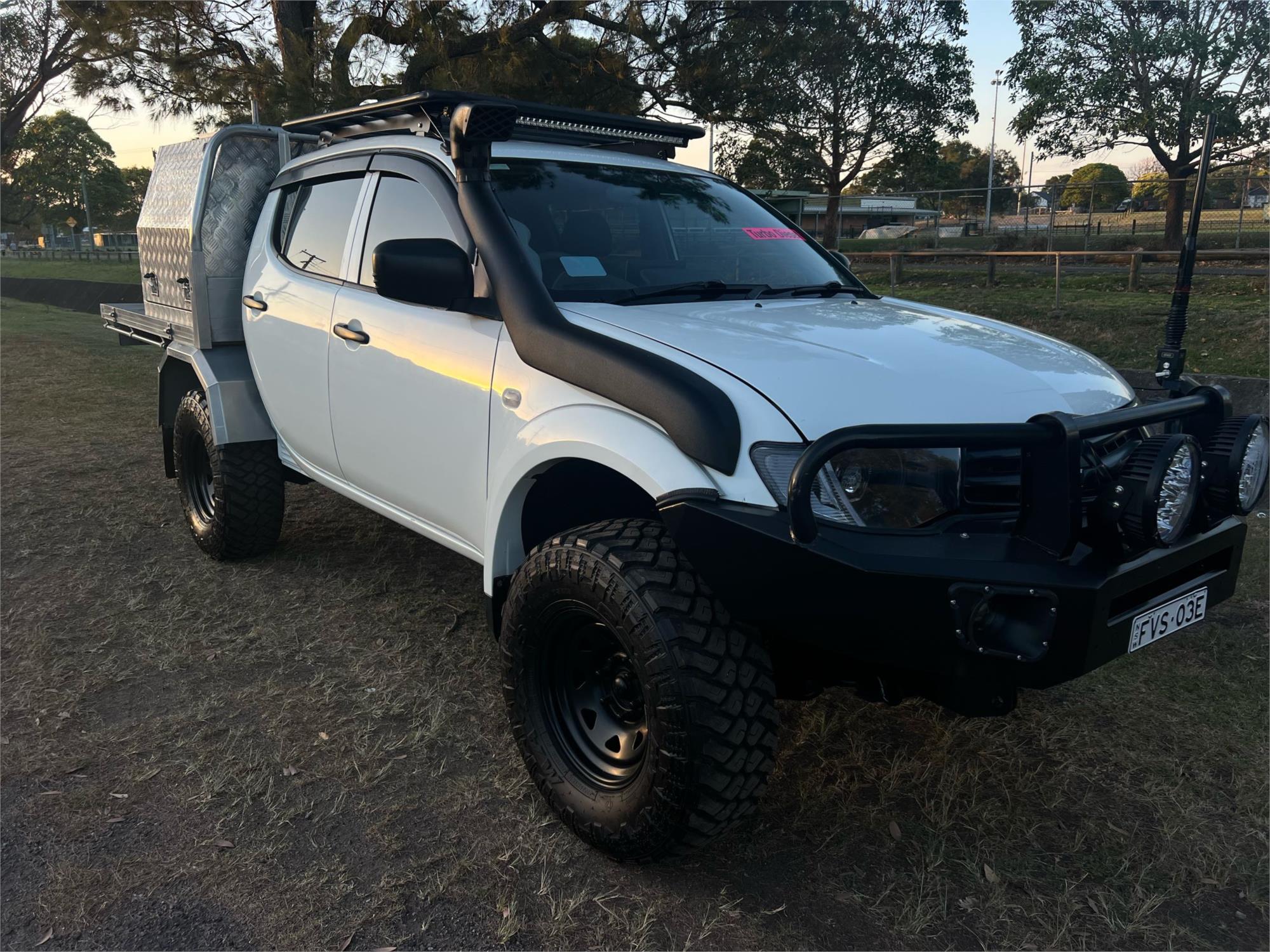 2015 MITSUBISHI TRITON DOUBLE CAB UTILITY GLX (4x4) MN MY15