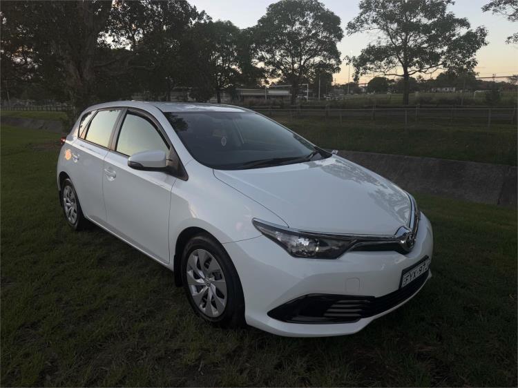 2016 TOYOTA COROLLA 5D HATCHBACK ASCENT ZRE182R MY15